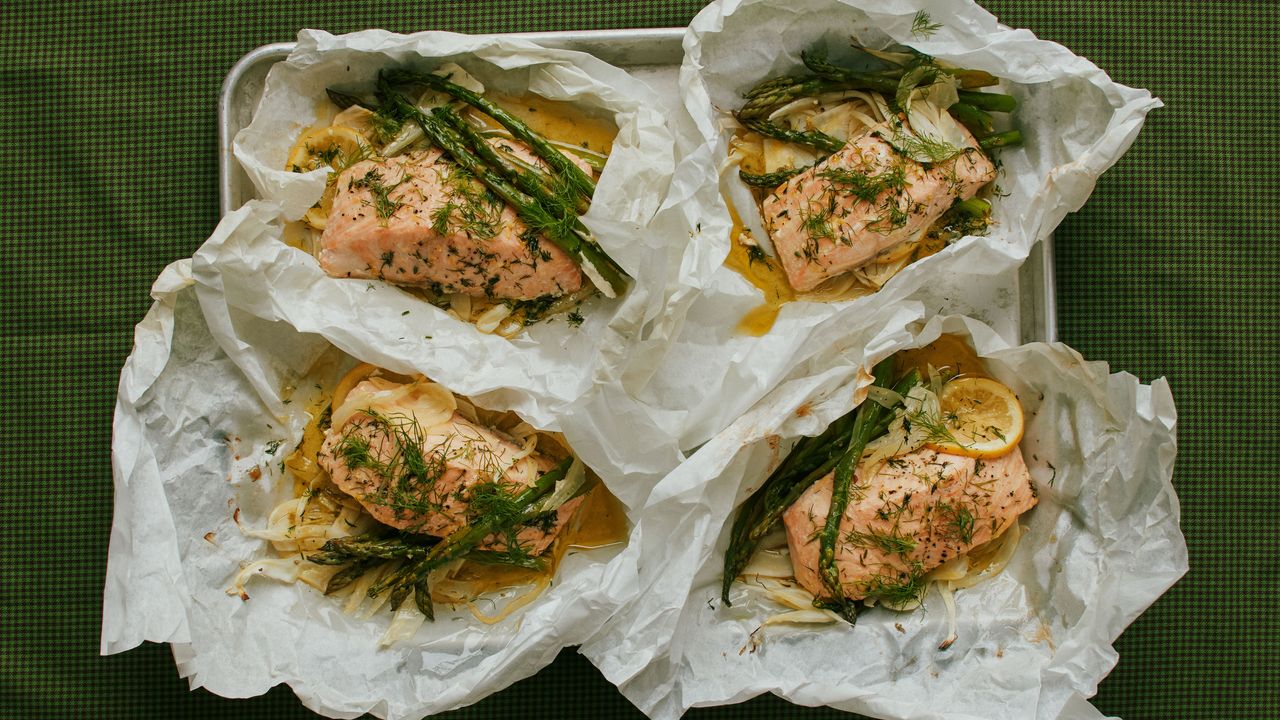 Parchment Paper Salmon (Salmon en Papillote) Recipe